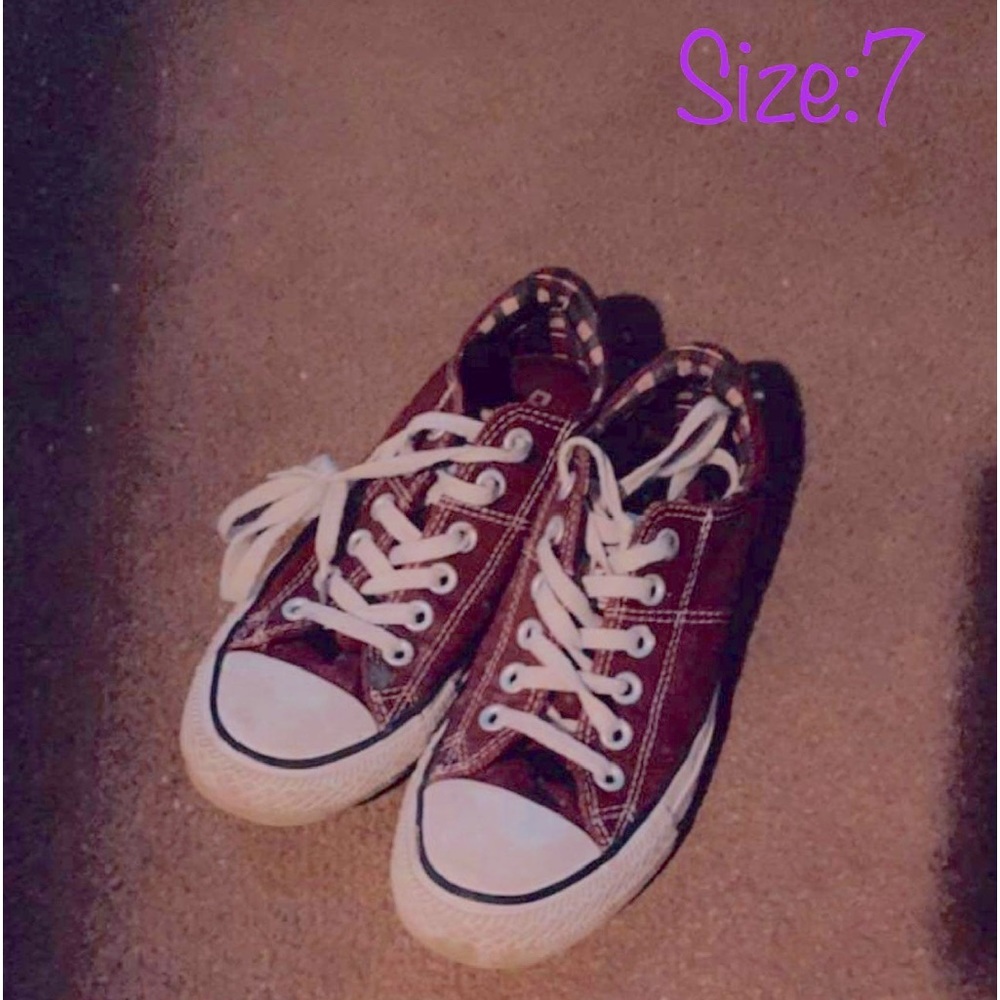 Women’s Converse.